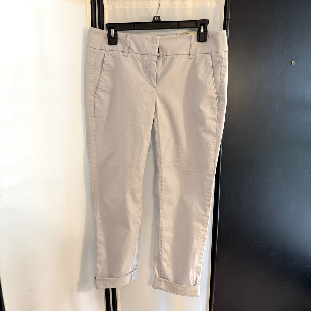 ☀️LOFT Light Gray Cropped Pants Brand New NWT Skinny Pants Excellent Condition